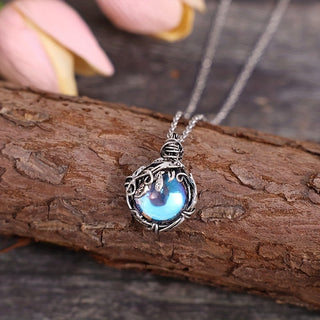 Grace | Vintage Leaf Moonstone Necklace