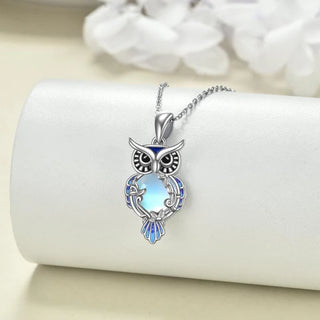 Lily | Moonstone Owl Necklace Filigree Pendant