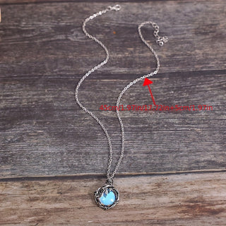Grace | Vintage Leaf Moonstone Necklace