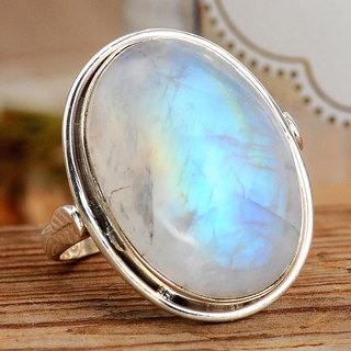 Sophie | Vintage Oval Moonstone Ring