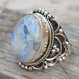 Elowen | Moonstone Rounded Silvered Ring