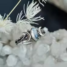 Madison | Vintage Bohemian Imitation Moonstone Ring