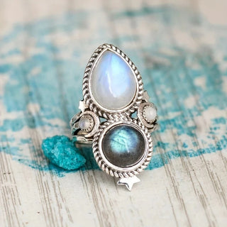 Evelyn | Vintage Women's Ring Moonstone Gemstone