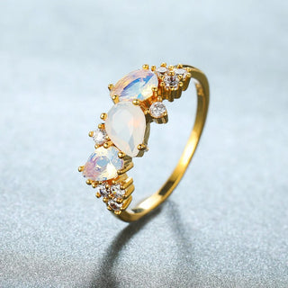 Olivia | Gold Vintage Moonstone Crystal Ring